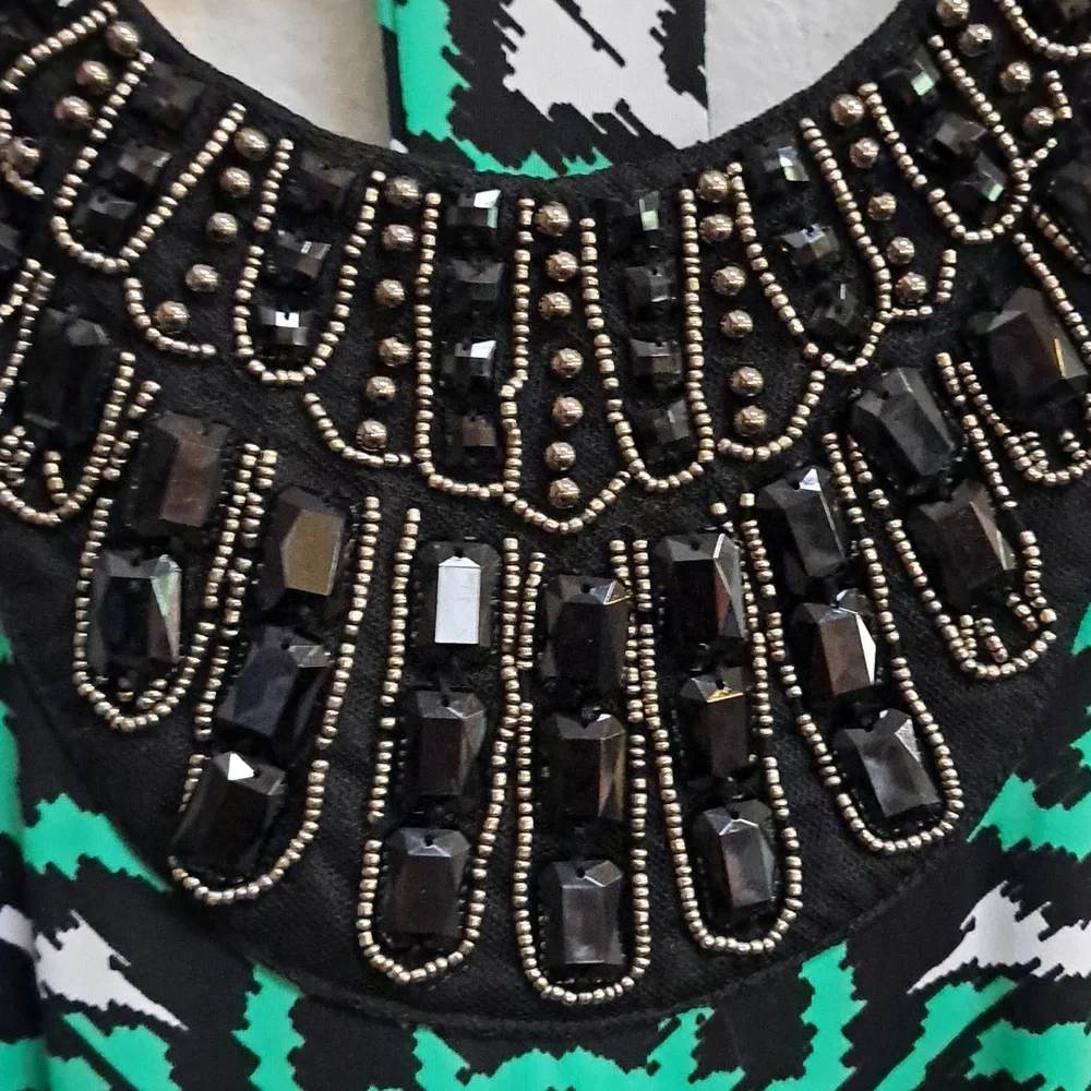 International Concepts Green/Black/White Bead & Gem Formal Dress. Size Small NWT - Picture 12 of 14